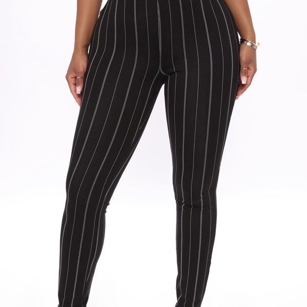 Striped pants leggings